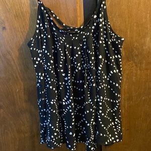 Torrid heart tank top black and white size 2 plus